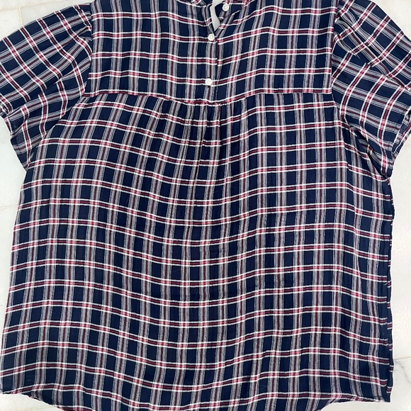 Ann TaylorLoft blouse - Picture 3 of 3